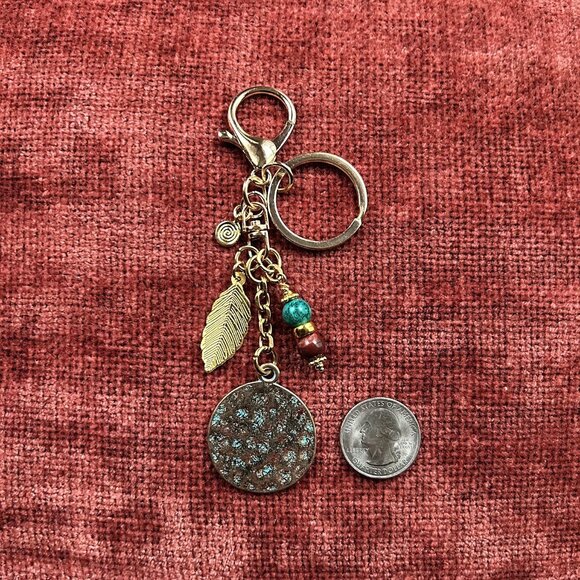 New SPIRAL Bag Charm Verdigris Green Gold Tone ୭ - Picture 6 of 7